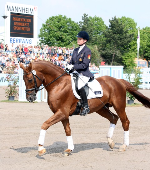 Hannelore Brenner mit Lyriker